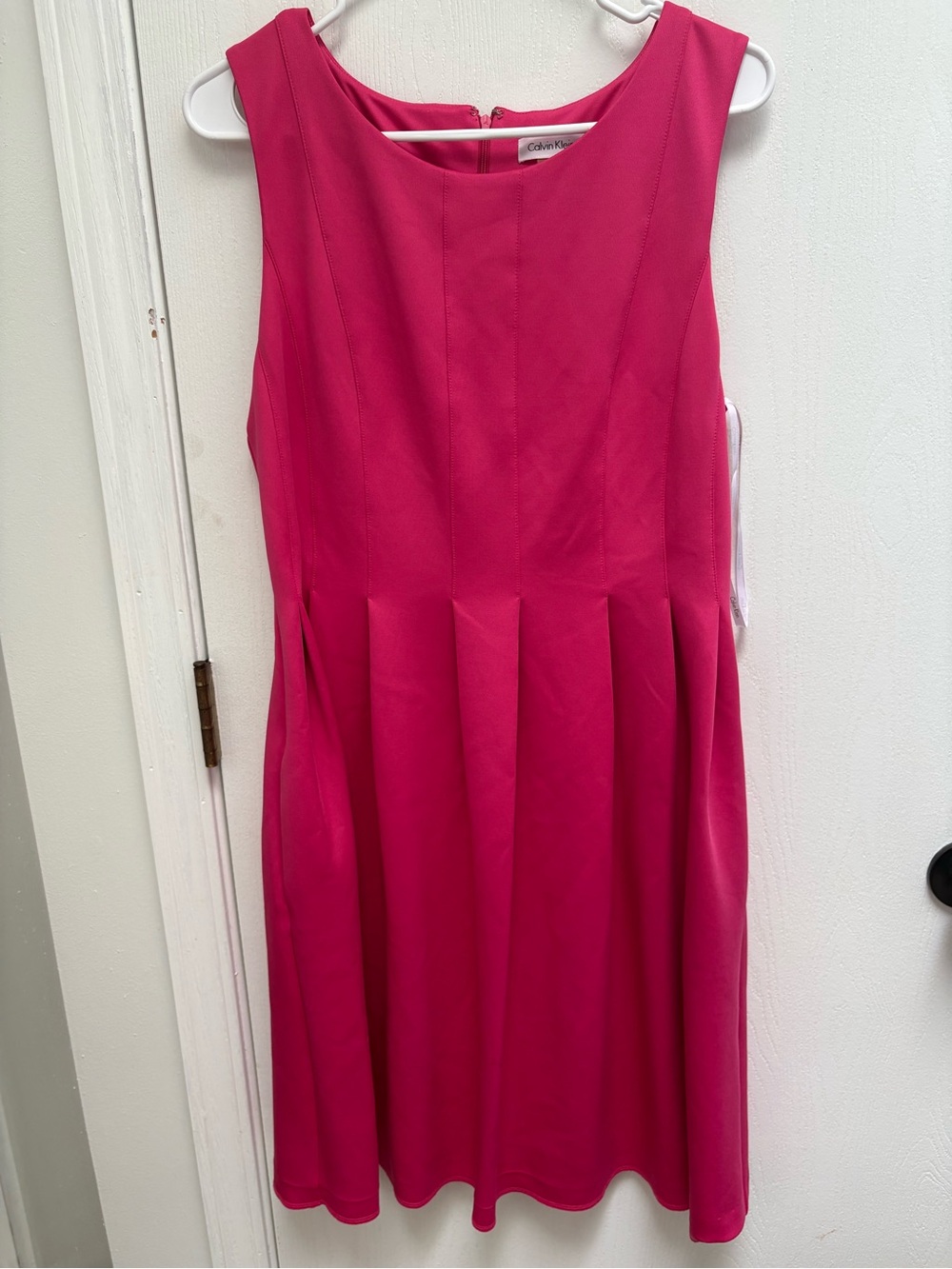 Calvin Klein Vibrant Pink Sleeveless Dress - it has pockets!!